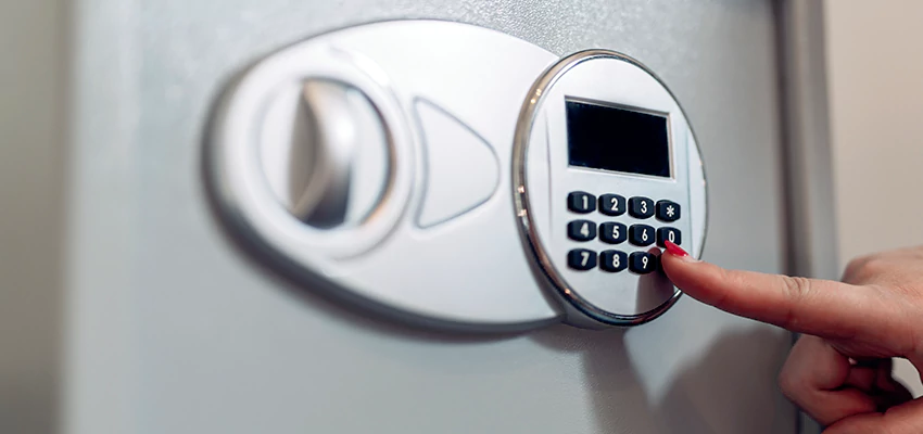 Jewelry Safe Cracking in Grand Terrace, California