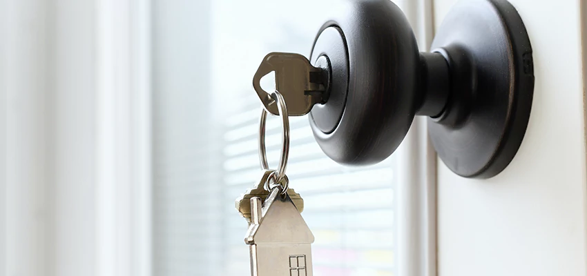 Bifold Door Knob Replacement in Grand Terrace, California